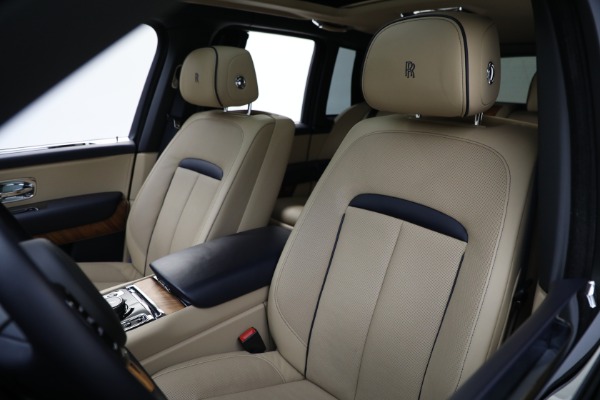 Used 2019 Rolls-Royce Cullinan for sale Sold at Maserati of Westport in Westport CT 06880 16