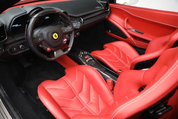 Used 2012 Ferrari 458 Spider for sale Sold at Maserati of Westport in Westport CT 06880 19