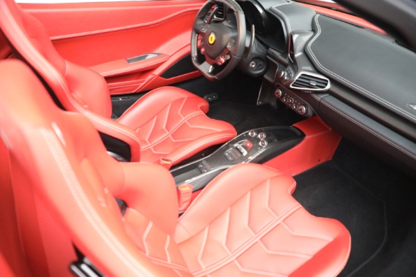 Used 2012 Ferrari 458 Spider for sale Sold at Maserati of Westport in Westport CT 06880 27
