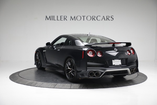 Used 2017 Nissan GT-R Premium for sale Sold at Maserati of Westport in Westport CT 06880 5