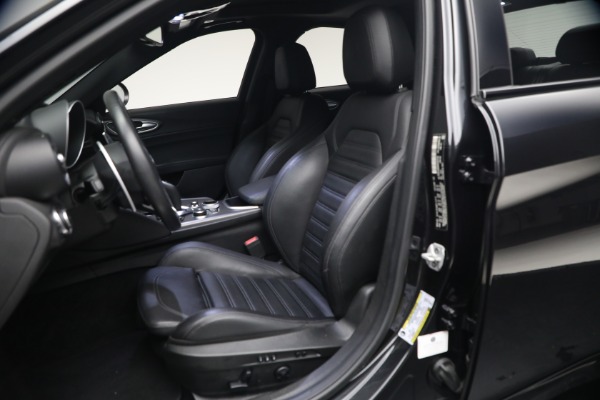 Used 2022 Alfa Romeo Giulia Veloce for sale $27,900 at Maserati of Westport in Westport CT 06880 15