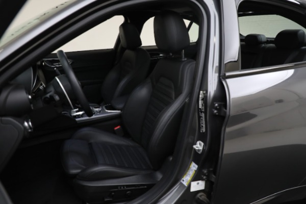 New 2022 Alfa Romeo Giulia Veloce for sale Sold at Maserati of Westport in Westport CT 06880 21