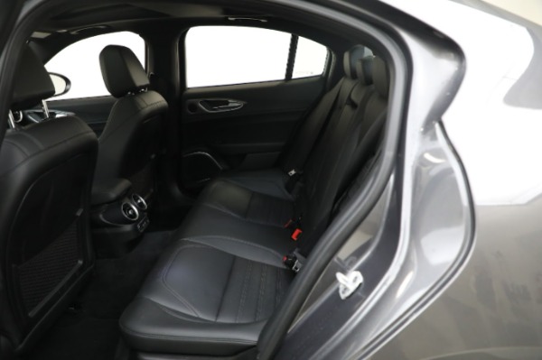New 2022 Alfa Romeo Giulia Veloce for sale Sold at Maserati of Westport in Westport CT 06880 23