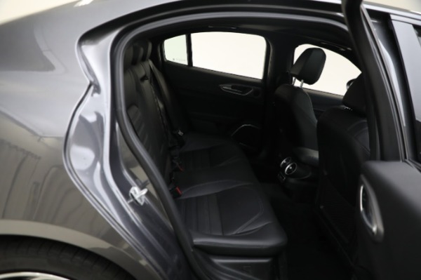 New 2022 Alfa Romeo Giulia Veloce for sale Sold at Maserati of Westport in Westport CT 06880 24