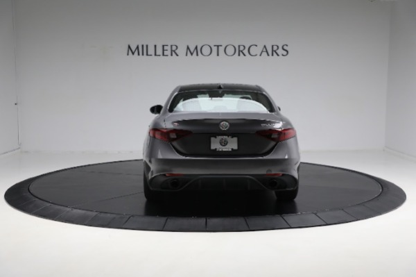 Used 2022 Alfa Romeo Giulia Veloce for sale Sold at Maserati of Westport in Westport CT 06880 9