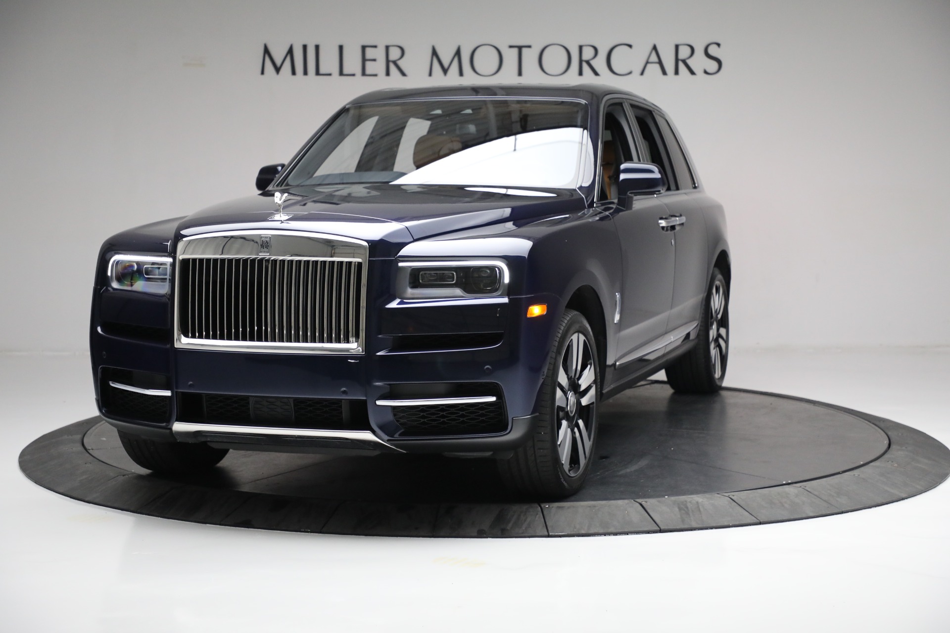 Used 2019 Rolls-Royce Cullinan for sale Sold at Maserati of Westport in Westport CT 06880 1