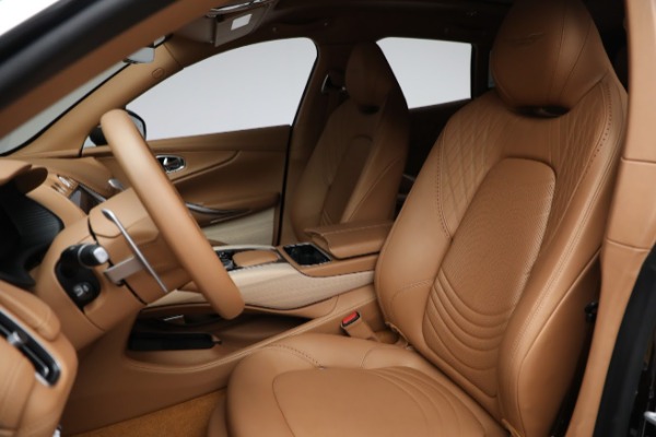 New 2022 Aston Martin DBX for sale $208,886 at Maserati of Westport in Westport CT 06880 18