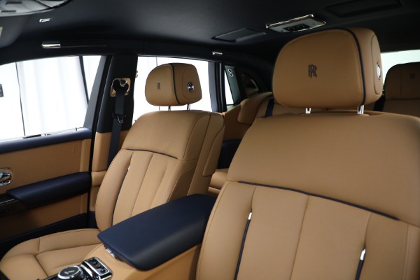 Used 2022 Rolls-Royce Phantom for sale Sold at Maserati of Westport in Westport CT 06880 12