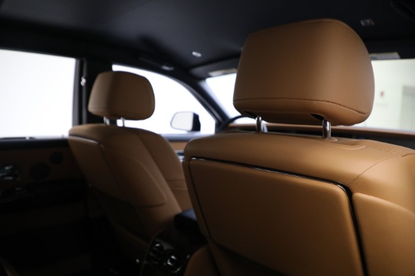 Used 2022 Rolls-Royce Phantom for sale $599,900 at Maserati of Westport in Westport CT 06880 15