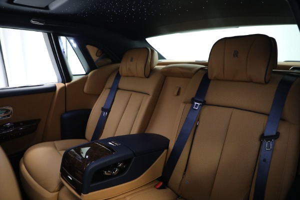 Used 2022 Rolls-Royce Phantom for sale Sold at Maserati of Westport in Westport CT 06880 16