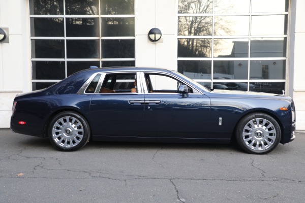 Used 2022 Rolls-Royce Phantom for sale Sold at Maserati of Westport in Westport CT 06880 4