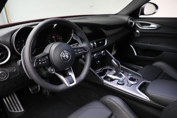New 2022 Alfa Romeo Giulia Veloce for sale Sold at Maserati of Westport in Westport CT 06880 13