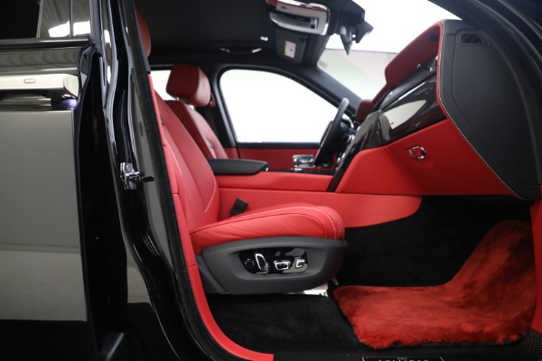 Used 2022 Rolls-Royce Black Badge Cullinan Black Badge for sale $429,900 at Maserati of Westport in Westport CT 06880 24