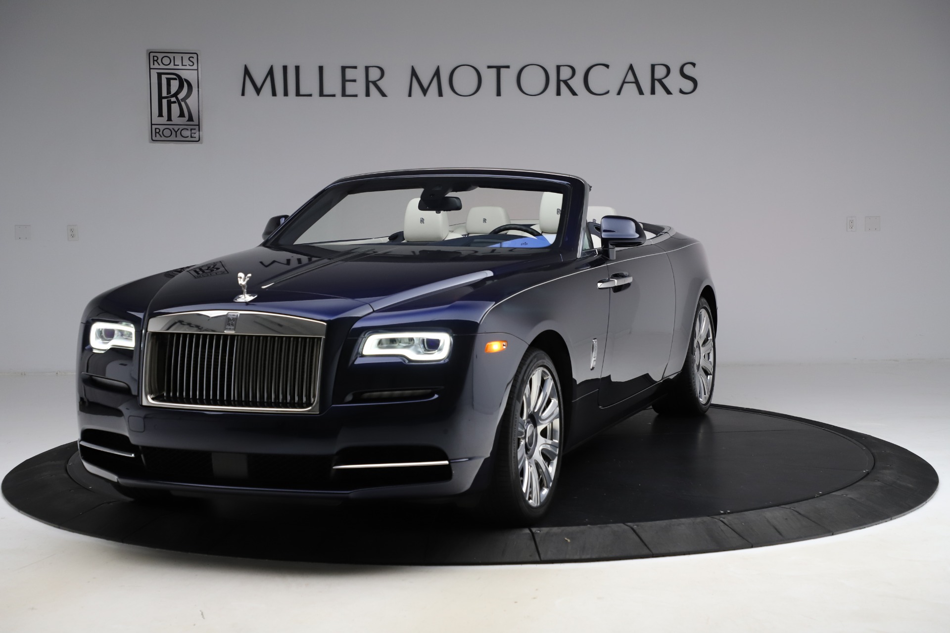 Used 2016 Rolls-Royce Dawn for sale $243,900 at Maserati of Westport in Westport CT 06880 1