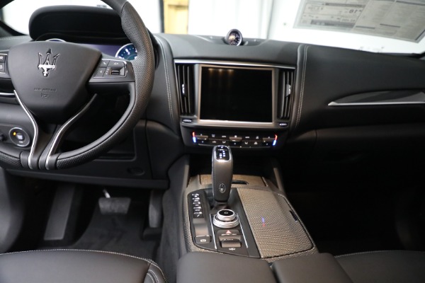 New 2022 Maserati Levante GT for sale Sold at Maserati of Westport in Westport CT 06880 13