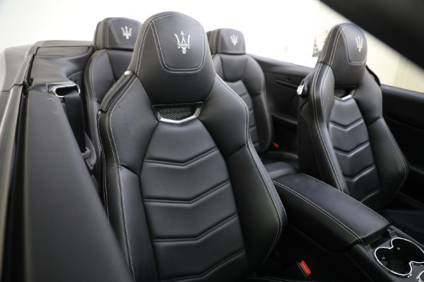Used 2015 Maserati GranTurismo for sale $79,900 at Maserati of Westport in Westport CT 06880 22