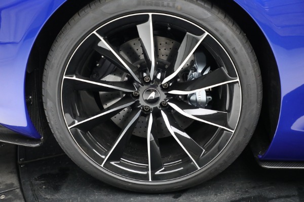 Used 2020 McLaren Speedtail for sale $3,175,000 at Maserati of Westport in Westport CT 06880 28