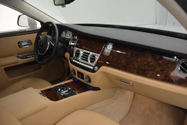 Used 2013 Rolls-Royce Ghost for sale Sold at Maserati of Westport in Westport CT 06880 17
