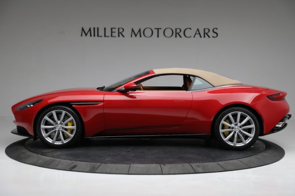 Used 2019 Aston Martin DB11 Volante for sale $184,900 at Maserati of Westport in Westport CT 06880 14