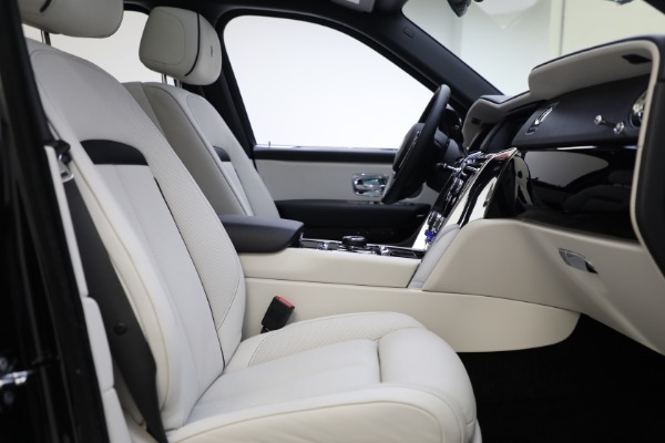 Used 2020 Rolls-Royce Cullinan for sale $439,900 at Maserati of Westport in Westport CT 06880 25