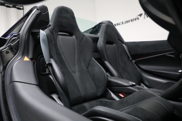 Used 2022 McLaren 720S Spider Performance for sale Sold at Maserati of Westport in Westport CT 06880 27