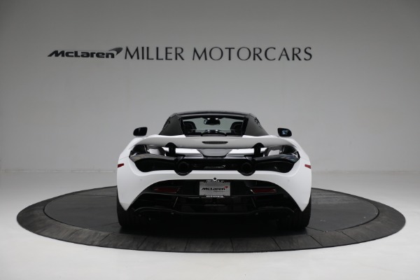 New 2022 McLaren 720S Spider Performance for sale $381,500 at Maserati of Westport in Westport CT 06880 18