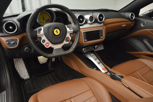 Used 2015 Ferrari California T for sale Sold at Maserati of Westport in Westport CT 06880 25