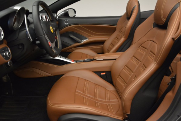 Used 2015 Ferrari California T for sale Sold at Maserati of Westport in Westport CT 06880 26