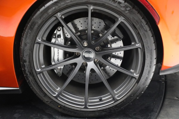 Used 2016 McLaren 675LT Spider for sale $280,900 at Maserati of Westport in Westport CT 06880 24
