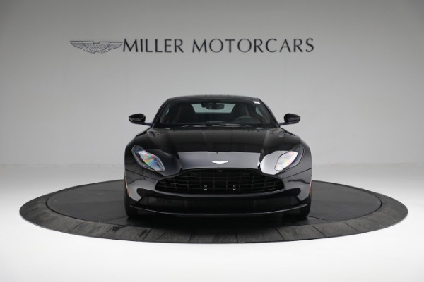 Used 2018 Aston Martin DB11 V8 for sale $149,900 at Maserati of Westport in Westport CT 06880 11