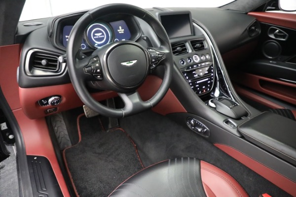 Used 2018 Aston Martin DB11 V8 for sale $149,900 at Maserati of Westport in Westport CT 06880 13