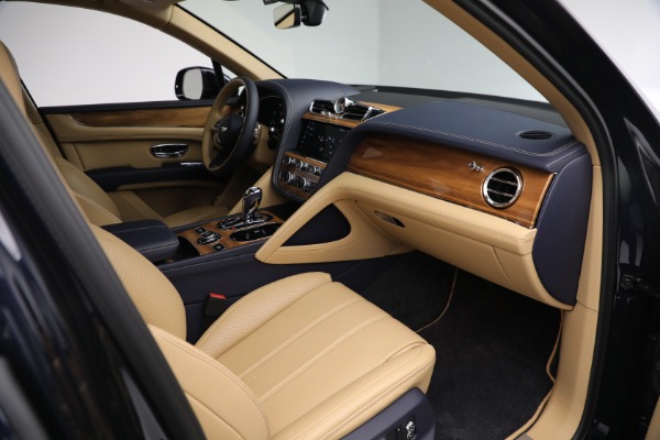 Used 2021 Bentley Bentayga V8 for sale Sold at Maserati of Westport in Westport CT 06880 23