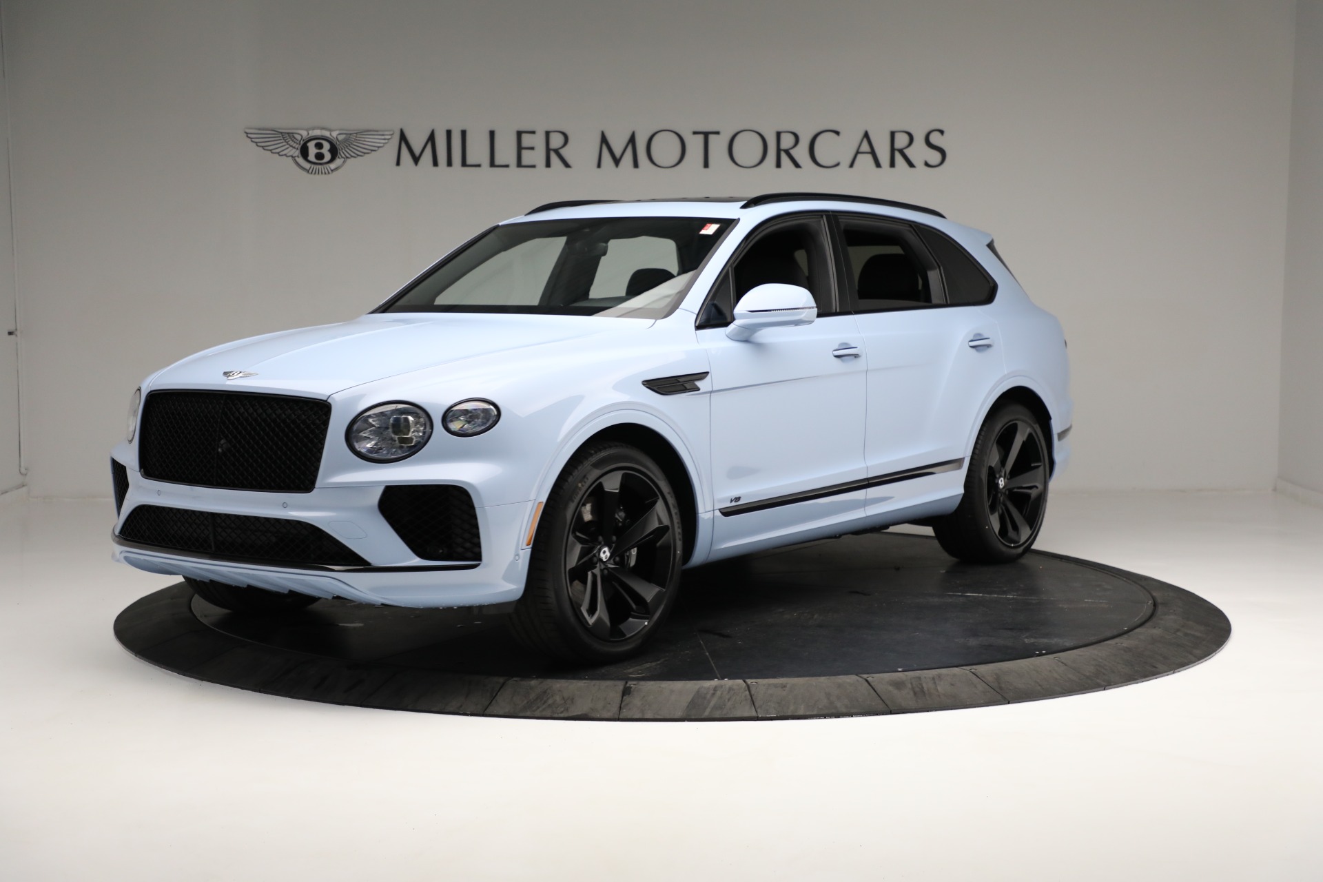 Used 2022 Bentley Bentayga V8 for sale $199,900 at Maserati of Westport in Westport CT 06880 1