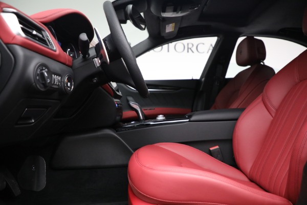 New 2022 Maserati Ghibli Modena Q4 for sale Sold at Maserati of Westport in Westport CT 06880 22