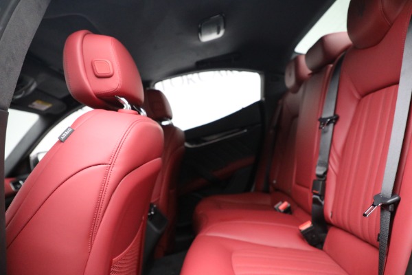 New 2022 Maserati Ghibli Modena Q4 for sale Sold at Maserati of Westport in Westport CT 06880 25