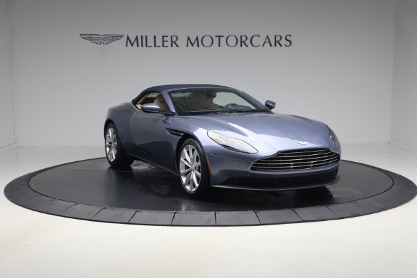 Used 2022 Aston Martin DB11 Volante for sale $169,900 at Maserati of Westport in Westport CT 06880 26