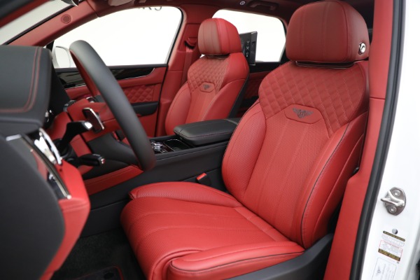 New 2022 Bentley Bentayga V8 for sale Call for price at Maserati of Westport in Westport CT 06880 20