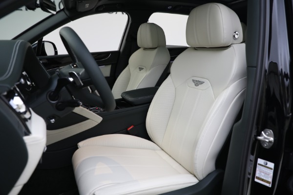 New 2022 Bentley Bentayga V8 for sale Sold at Maserati of Westport in Westport CT 06880 19