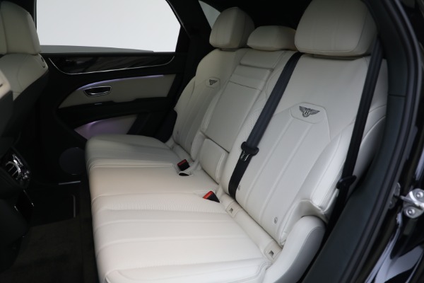 New 2022 Bentley Bentayga V8 for sale Sold at Maserati of Westport in Westport CT 06880 23