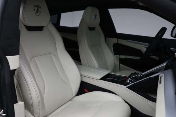 Used 2019 Lamborghini Urus for sale $258,900 at Maserati of Westport in Westport CT 06880 21