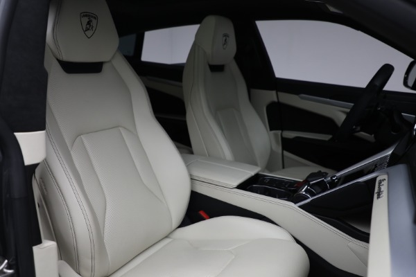 Used 2019 Lamborghini Urus for sale Sold at Maserati of Westport in Westport CT 06880 21