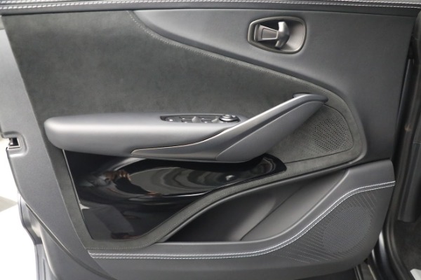 New 2022 Aston Martin DBX for sale $230,086 at Maserati of Westport in Westport CT 06880 16