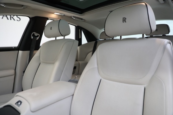 Used 2017 Rolls-Royce Ghost for sale Sold at Maserati of Westport in Westport CT 06880 15