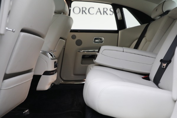 Used 2017 Rolls-Royce Ghost for sale $226,900 at Maserati of Westport in Westport CT 06880 20