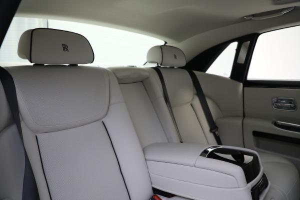 Used 2017 Rolls-Royce Ghost for sale $226,900 at Maserati of Westport in Westport CT 06880 24