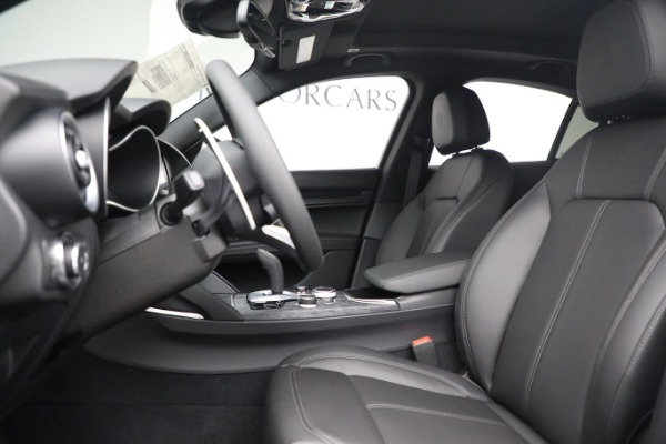 New 2022 Alfa Romeo Stelvio Sprint for sale Sold at Maserati of Westport in Westport CT 06880 13