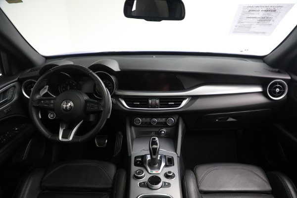 Used 2022 Alfa Romeo Stelvio Veloce for sale $32,900 at Maserati of Westport in Westport CT 06880 21