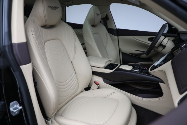 Used 2022 Aston Martin DBX for sale $105,900 at Maserati of Westport in Westport CT 06880 21