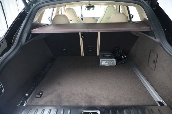 Used 2022 Aston Martin DBX for sale $105,900 at Maserati of Westport in Westport CT 06880 22