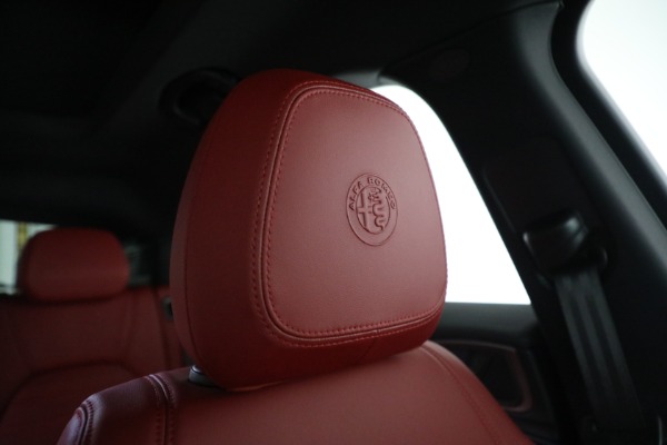 New 2022 Alfa Romeo Stelvio Veloce for sale Sold at Maserati of Westport in Westport CT 06880 22